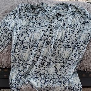 womand long sleeve top